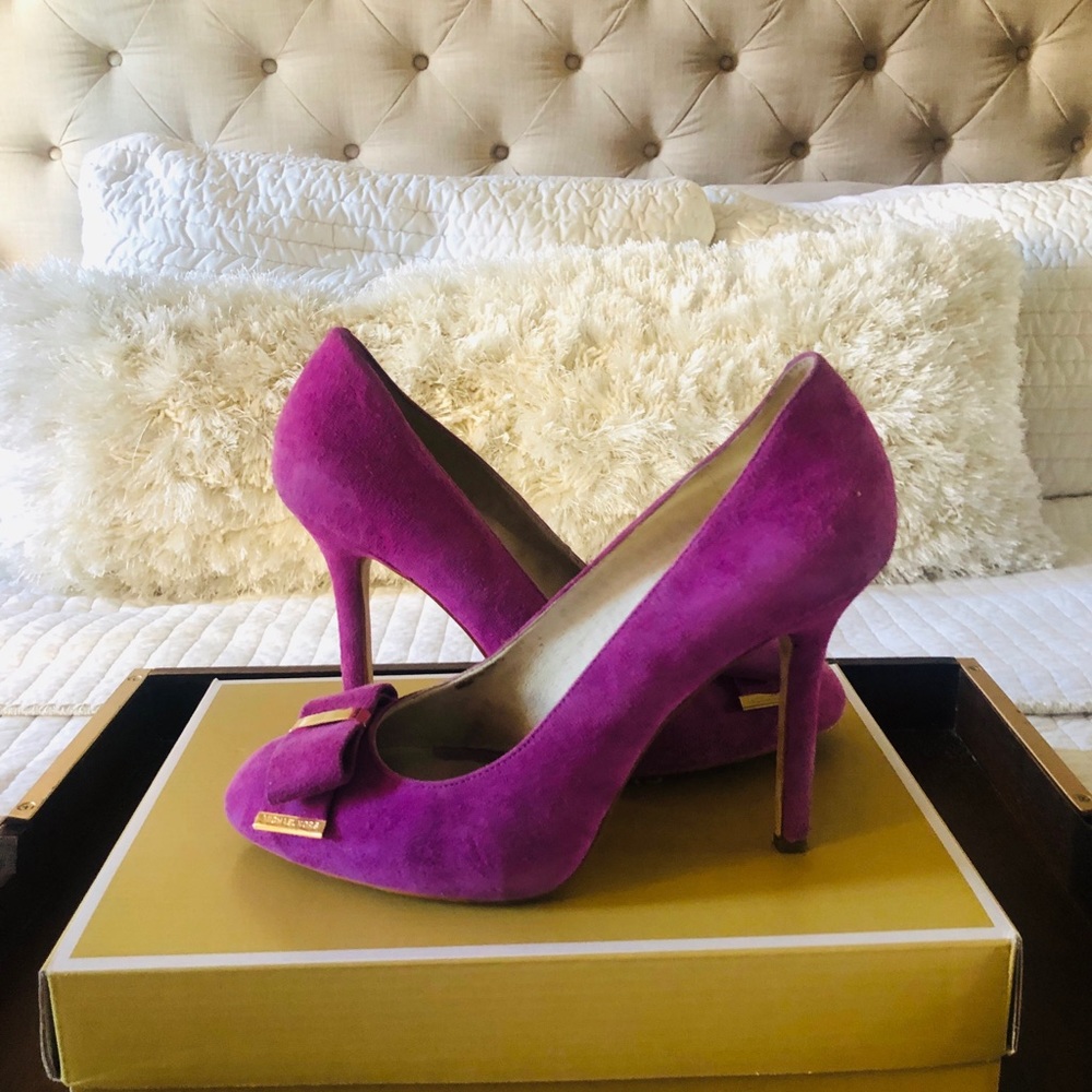 Michael Kors Suede Pump 💜